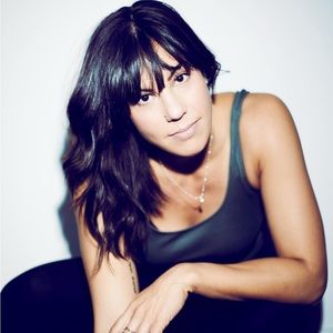 Posher: Jennifer Thomson | Size: M, 6-8 | Favourite Colours: Black, Green